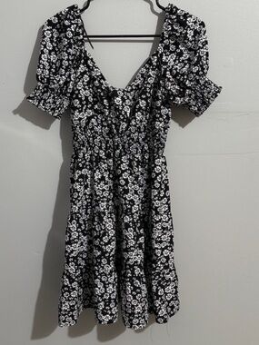 Dizzy Lizzy Dress Womens Medium Puff Sleeve Ditsy Florals Smocked Waist